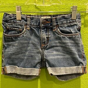 Oshkosh blue Jean shorts!